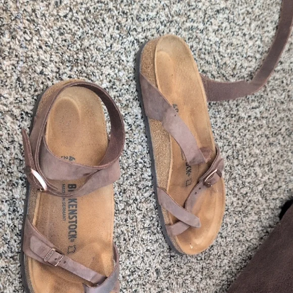 Birkenstock Brown Sandals with Leather Straps and Supportive Footbed - Picture 4 of 4